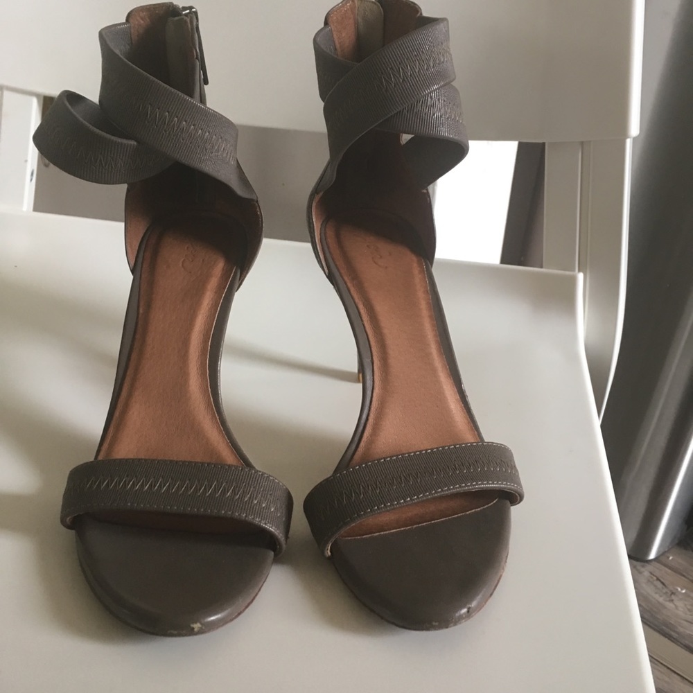 Joie Grey Heels. Size 8. Super comfy.